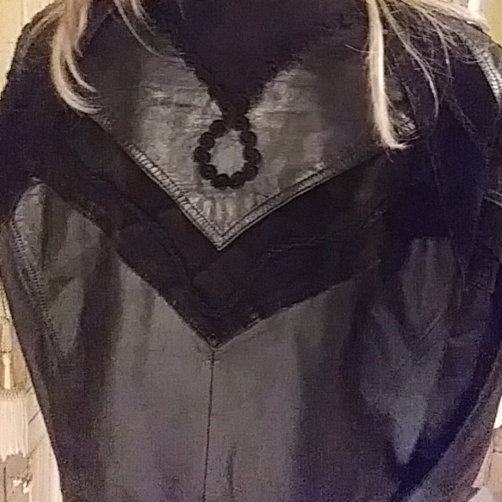 SALE Black leather car coat. - Picture 4 of 8